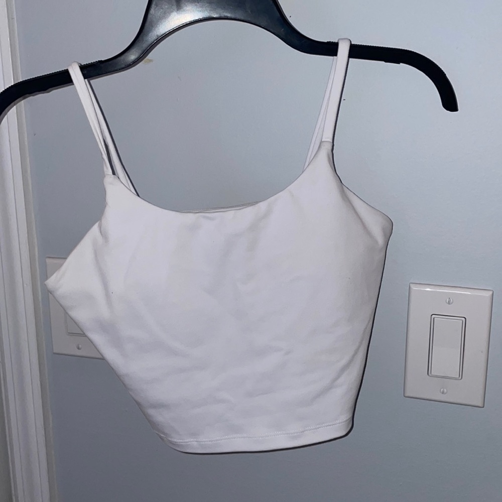 White cropped tank